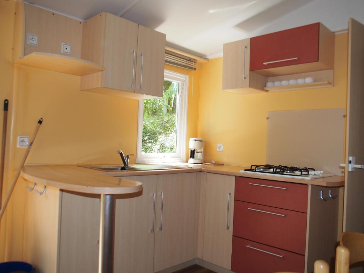 Camping Mas Du Sartre Saint Alban Auriolles 外观 照片